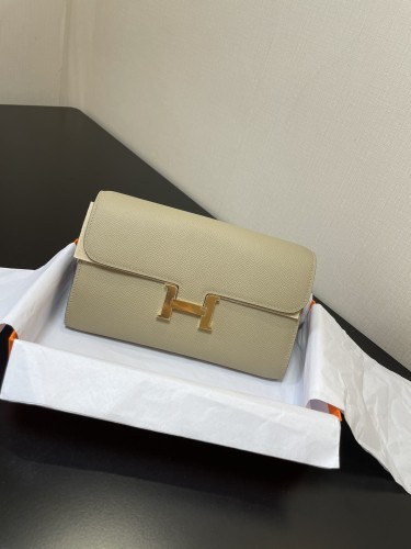 Constance To Go Wallet Epsom“20.5*13*2CM”-0001=