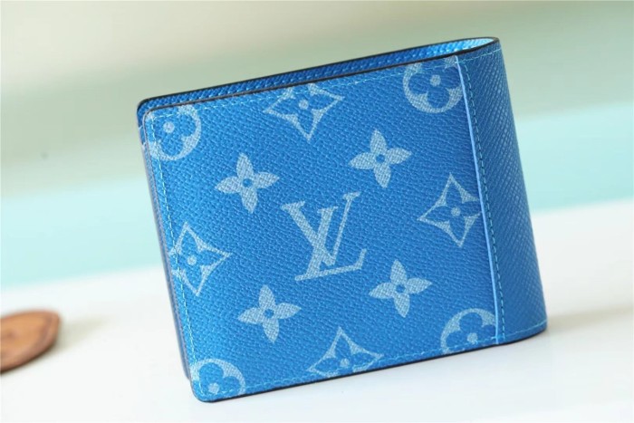 Multiple Wallet Monogram Shadow “11.5*9*1.5CM” 022