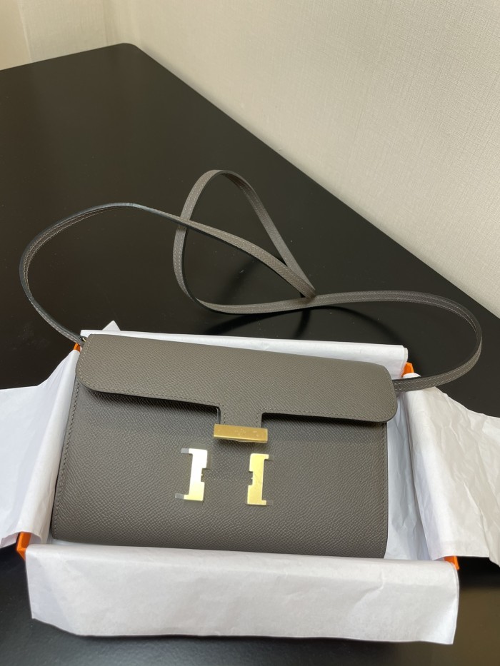 Constance To Go Wallet Epsom“20.5*13*2CM”-0001=