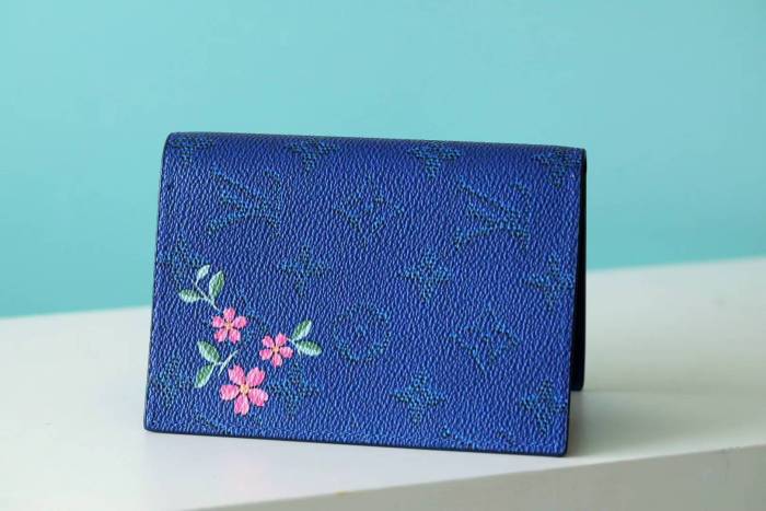 Passport Cover “14*10*2.5CM” 022