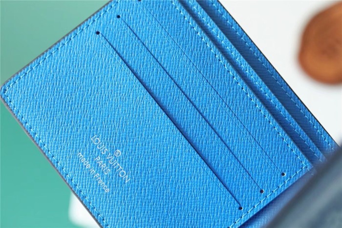 Multiple Wallet Monogram Shadow “11.5*9*1.5CM” 022