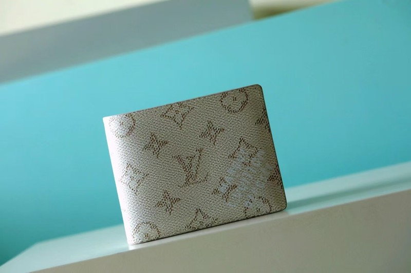 Multiple Wallet Monogram Shadow “11.5*9*1.5CM” 022