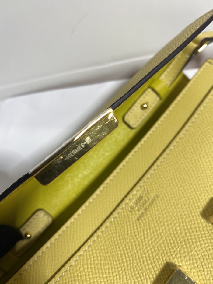 Constance To Go Wallet Epsom“20.5*13*2CM”-0001=