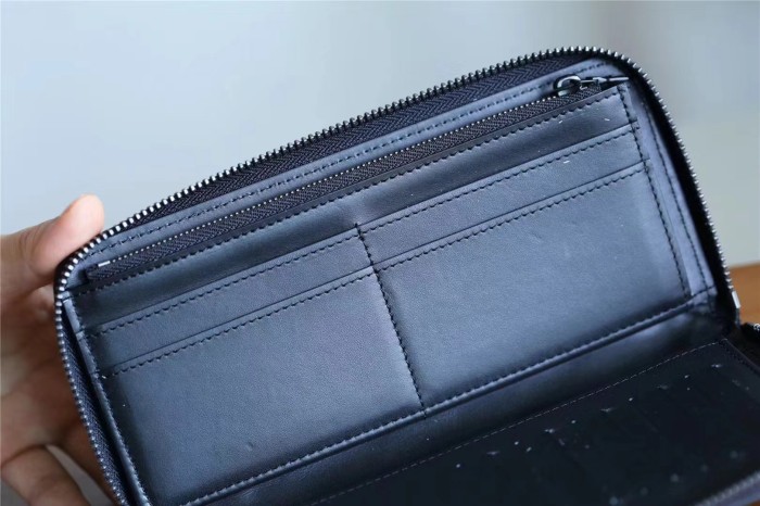 Zippy Wallet Vertical “20*10*2CM” 092