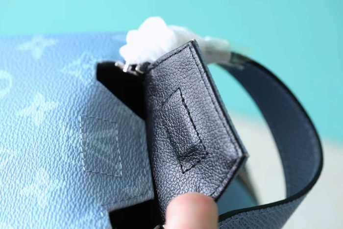 Locker Dopp Kit “28*16.5*15CM” 053