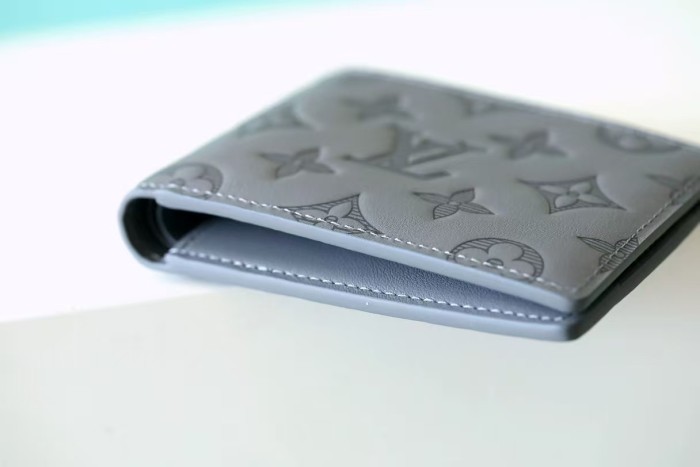 Multiple Wallet Monogram Shadow “11.5*9*1.5CM” 052