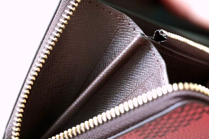 Zippy Wallet Monogram “21*10*2.5CM” 082
