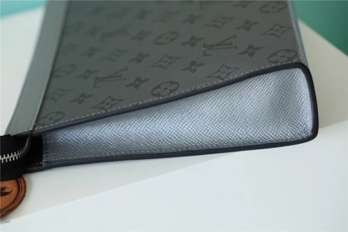 MM Pochette Voyage “27*21*6CM” 053