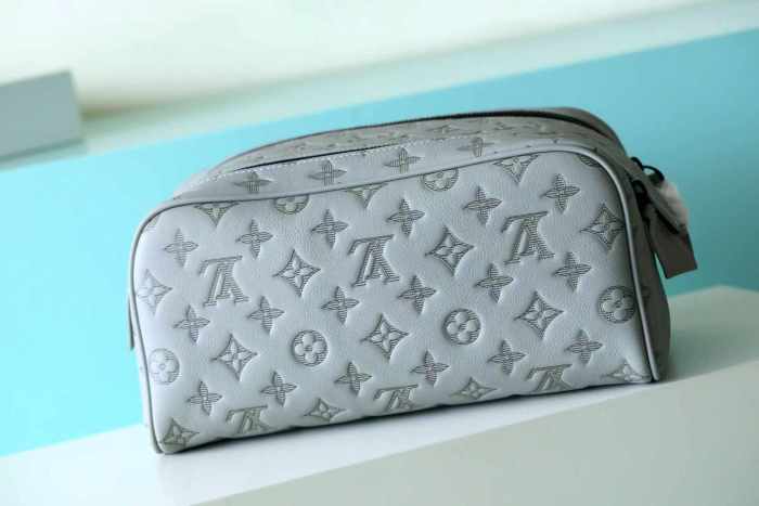 Locker Dopp Kit “28*16.5*15CM” 053