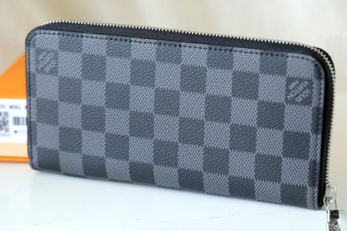 Zippy Wallet Monogram Wallet “19.5*10.5*2.5CM” 043