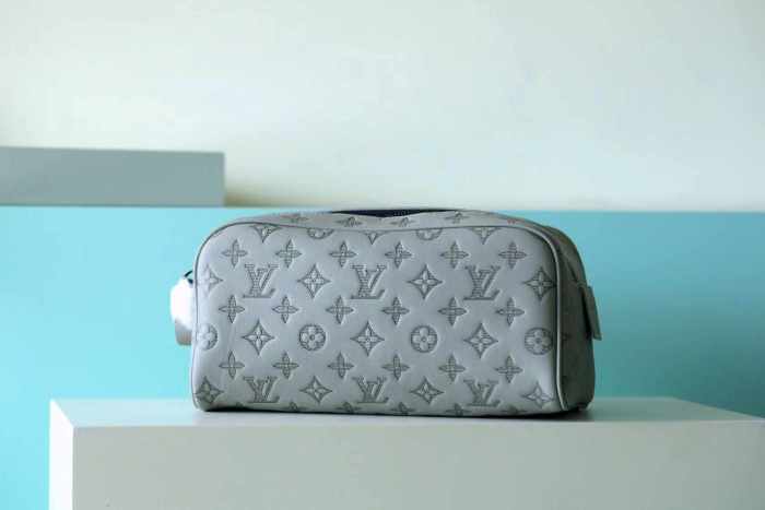 Locker Dopp Kit “28*16.5*15CM” 053