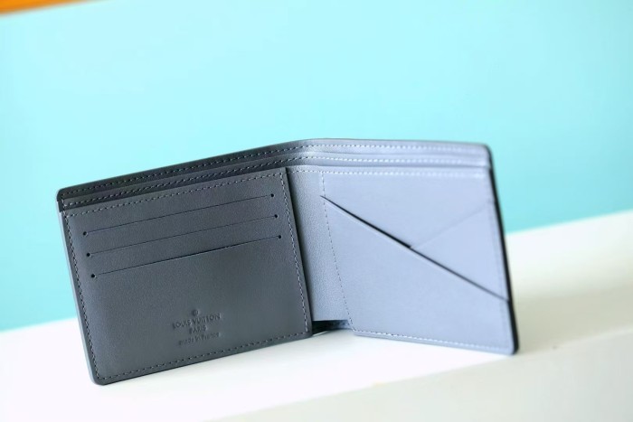 Multiple Wallet Monogram Shadow “11.5*9*1.5CM” 052