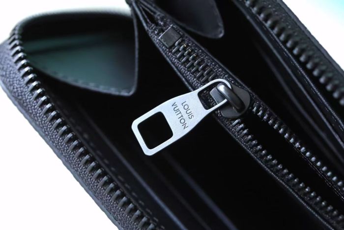 Zippy Wallet Vuitton Aerogram “21*10*2.5CM” 063