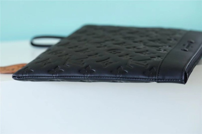Discovery Pochette To Go “30*21.5*1CM” 053