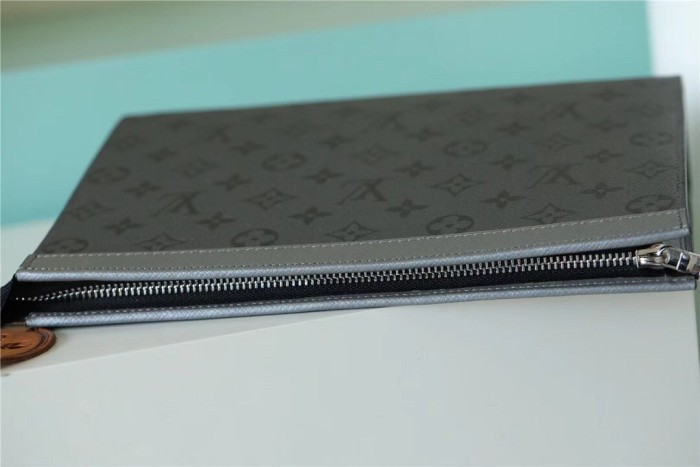 MM Pochette Voyage “27*21*6CM” 053