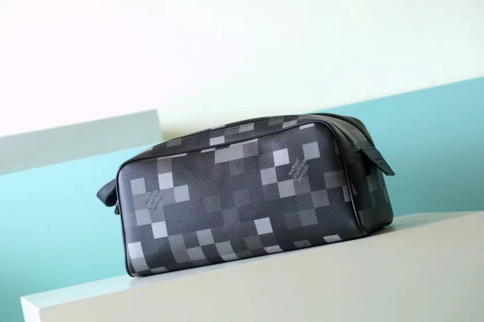 Locker Dopp Kit “28*16.5*15CM” 053
