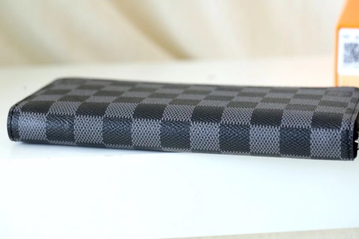 Zippy Wallet Monogram Wallet “19.5*10.5*2.5CM” 043