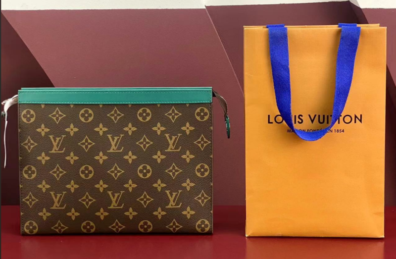 MM Pochette Voyage “27*21*6CM”  053