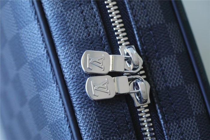 Aerogram Pouch “26*17*7CM” 032