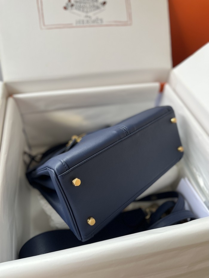 Kelly Lakis 28 Swift-Canvas“28*22*10CM”-0062=