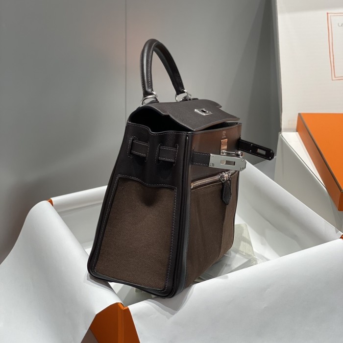 Kelly Lakis 28 Swift-Canvas“28*22*10CM”-0062=