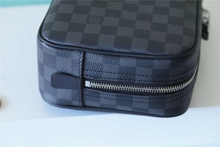 Aerogram Pouch “26*17*7CM” 032
