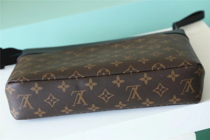 Pochette Voyage Souple “32*21*8CM” 004