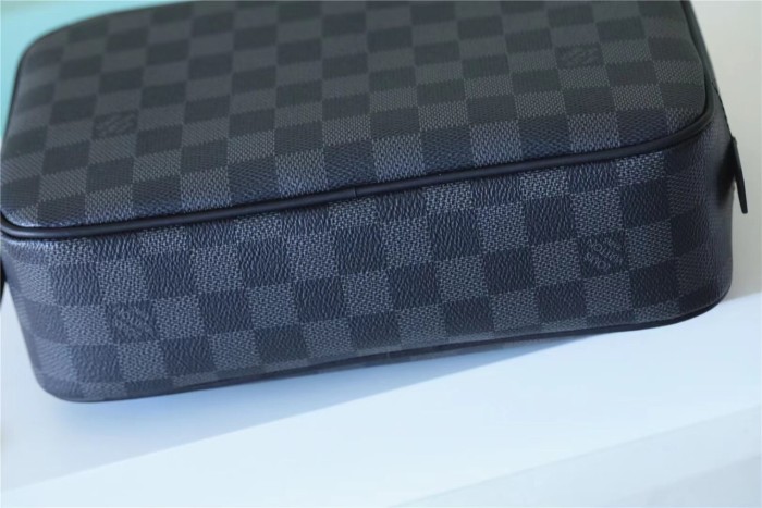Aerogram Pouch “26*17*7CM” 032