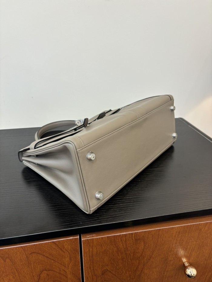 Kelly Lakis Box-Canvas“32*23*11CM”-0062=