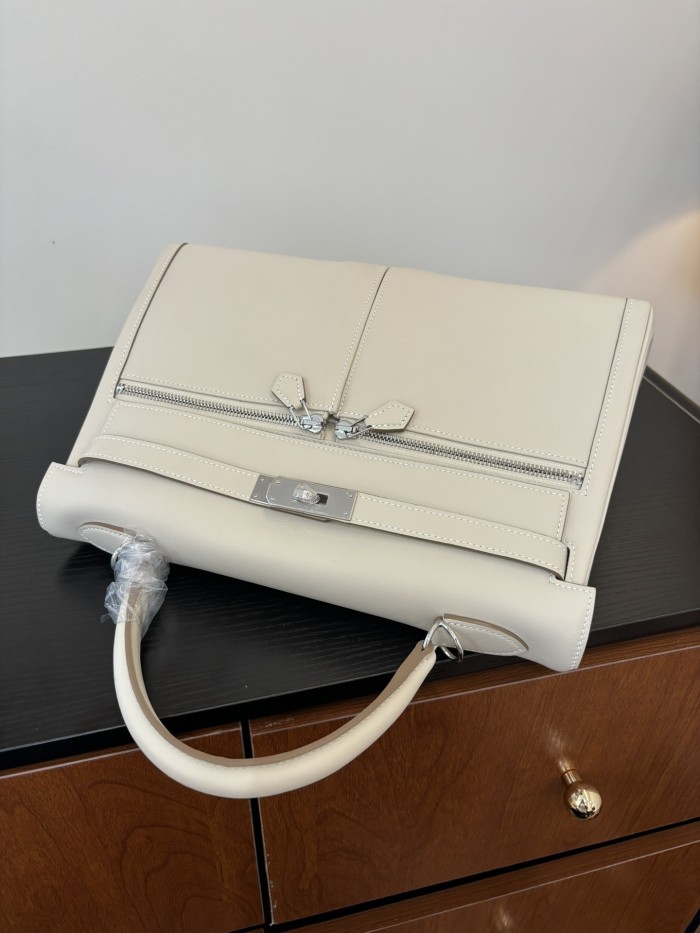Kelly Lakis Box-Canvas“32*23*11CM”-0062=