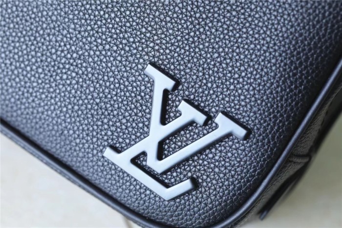 Aerogram Pouch “26*17*7CM” 032