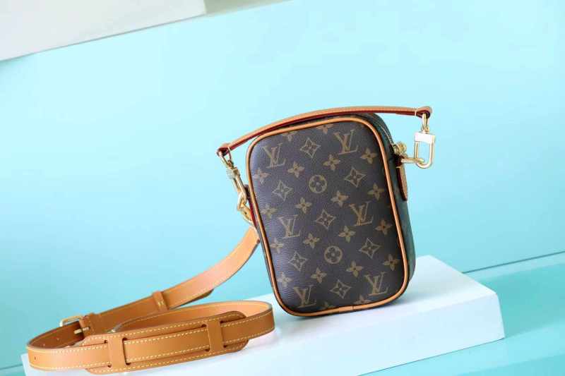 Danube Crossbady Bag “21*15*6CM” 034