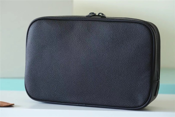 Aerogram Pouch “26*17*7CM” 032