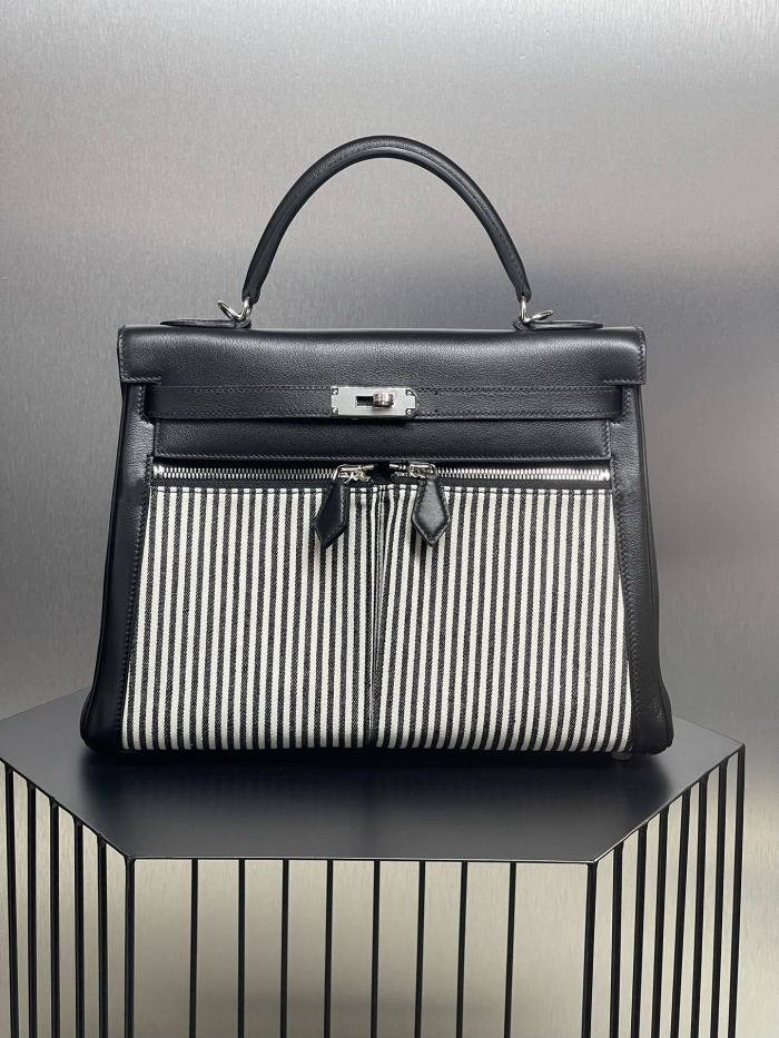 Kelly Lakis 28 Swift-Canvas“28*22*10CM”-0062=