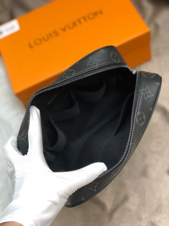 Aerogram Pouch “26*17*7CM” 032