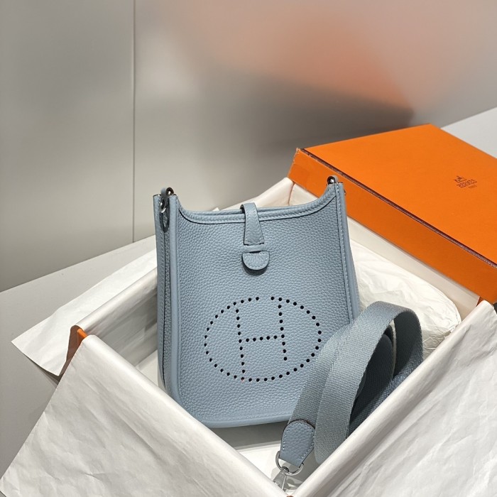 Evelyne Togo“18*18*6CM”-008=
