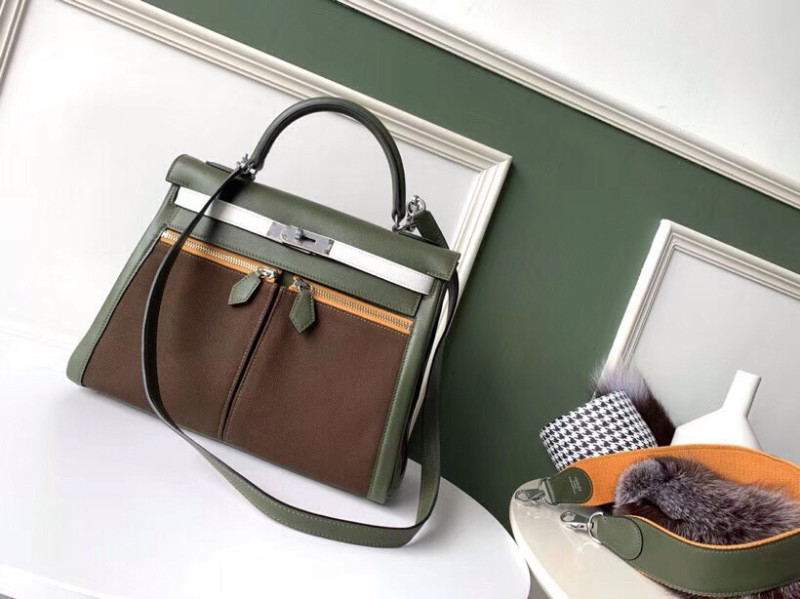 Kelly Lakis 32 Box-Canvas“32*23*10.5CM”-0062=