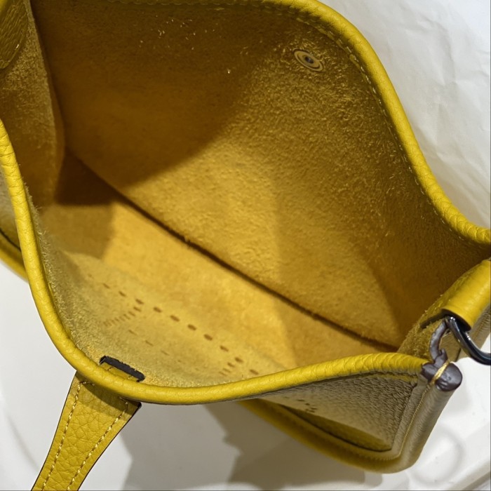 Evelyne Togo“18*18*6CM”-008=