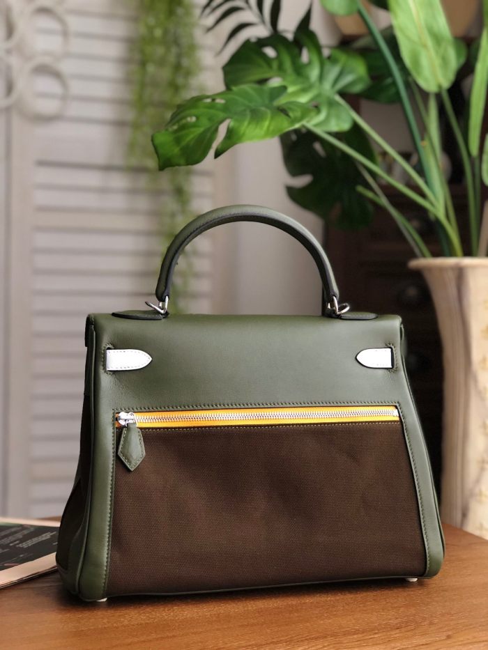 Kelly Lakis 32 Box-Canvas“32*23*10.5CM”-0062=