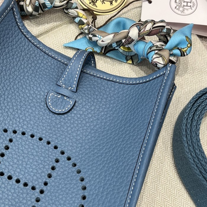 Evelyne Togo 18*16*6CM-008=