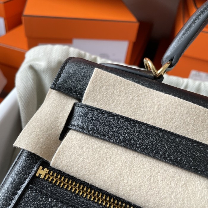 Kelly Lakis 32 Box-Canvas“32*23*10.5CM”-0062=