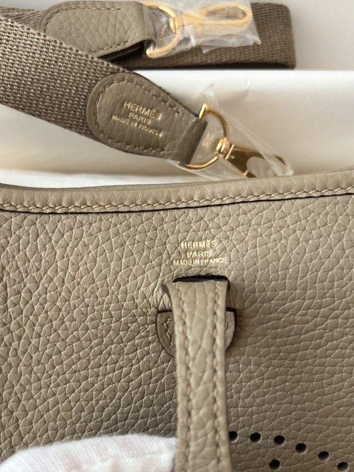 Evelyne Togo“18*17*6CM”-008=
