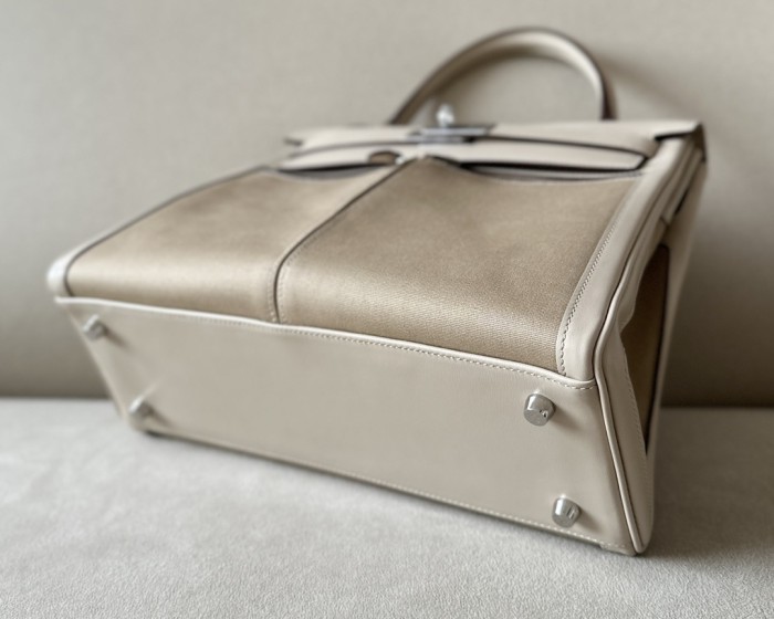 Kelly Lakis 32 Box-Canvas“32*23*10.5CM”-0062=