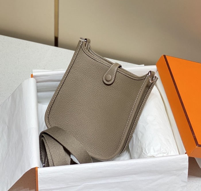 Evelyne Togo“18*16*5CM”-008=