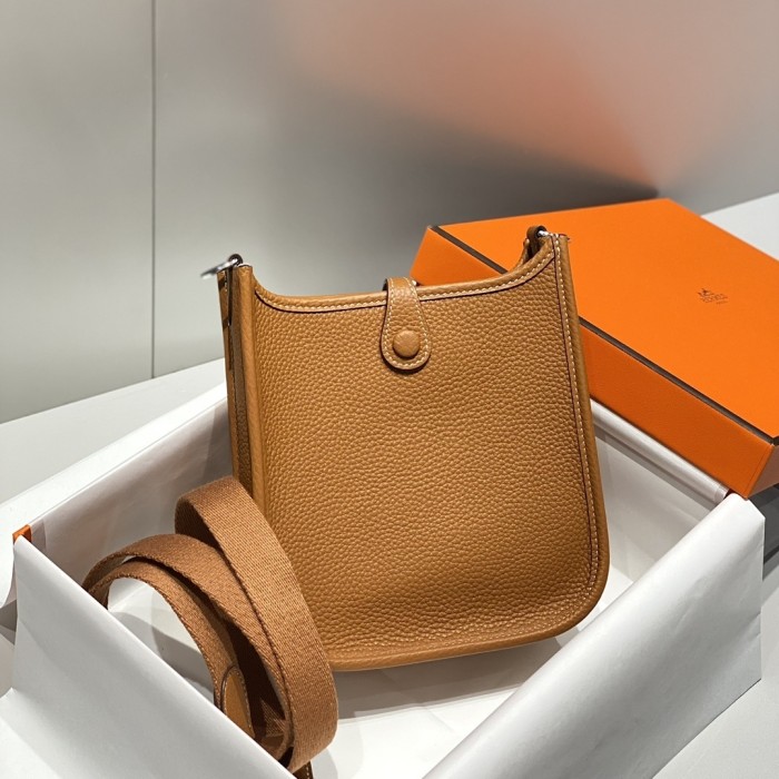 Evelyne Togo“18*18*6CM”-008=