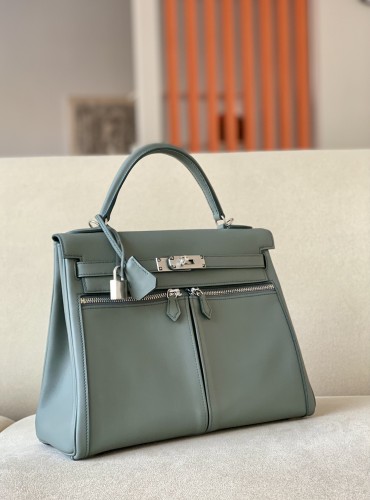 Kelly Lakis 32 Box-Canvas“32*23*10.5CM”-0062=