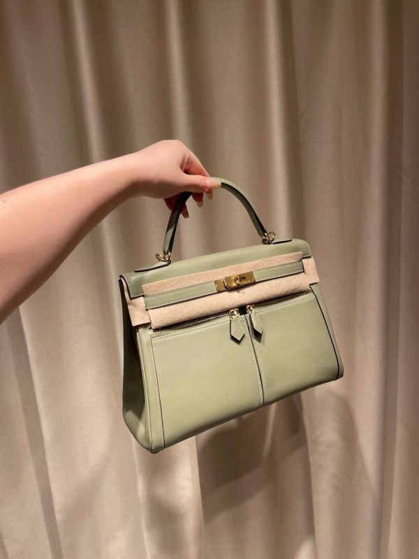 Kelly Lakis 32 Box-Canvas“32*23*10.5CM”-0062=
