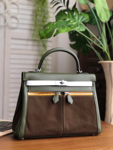 Kelly Lakis 32 Box-Canvas“32*23*10.5CM”-0062=