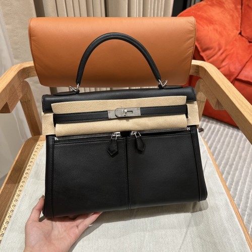 Kelly Lakis 32 Box-Canvas“32*23*10.5CM”-0062=