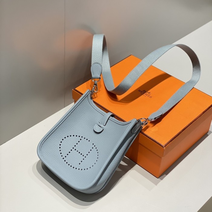 Evelyne Togo“18*18*6CM”-008=